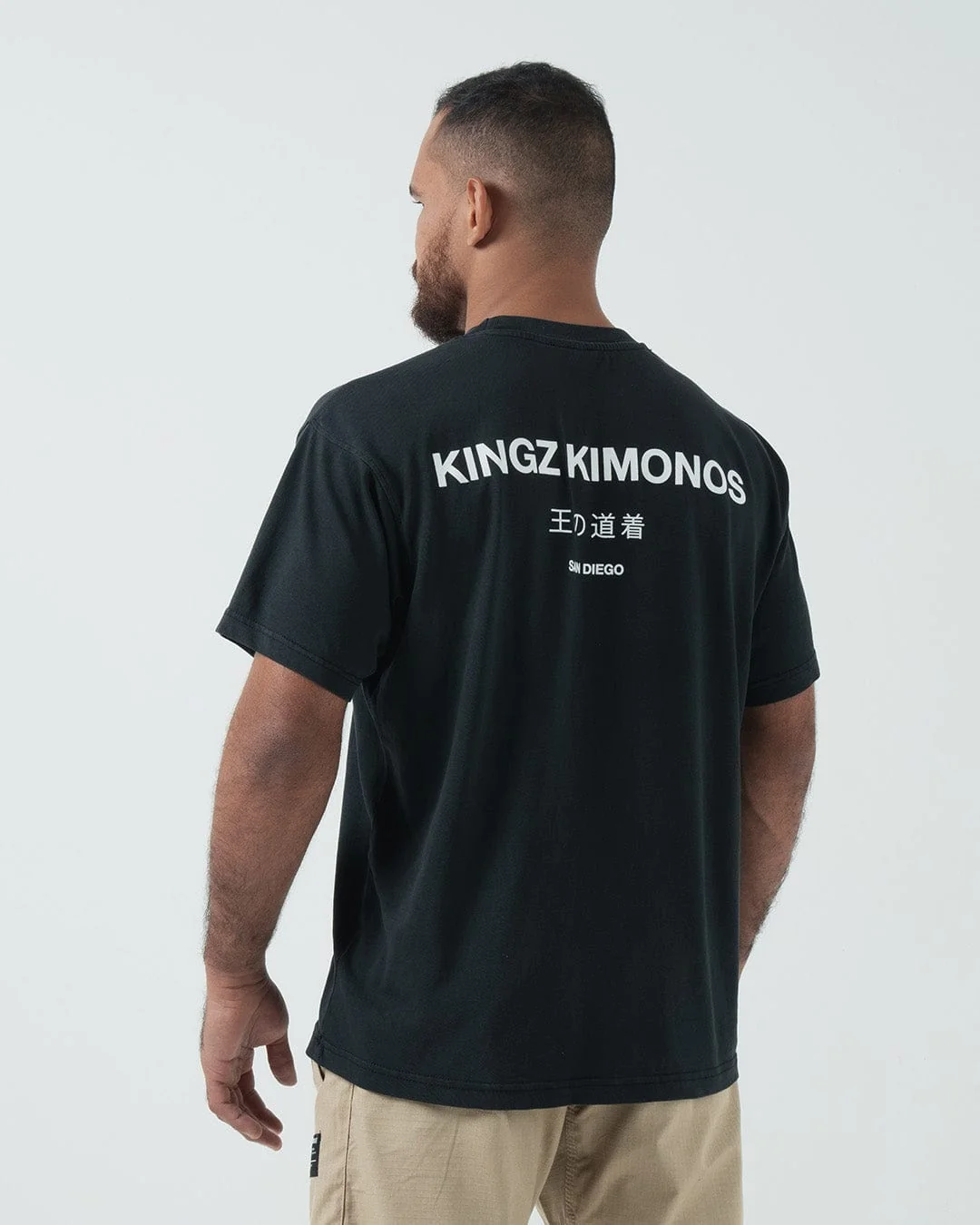 Kingz HQ V2 Men's Tee - Image 19