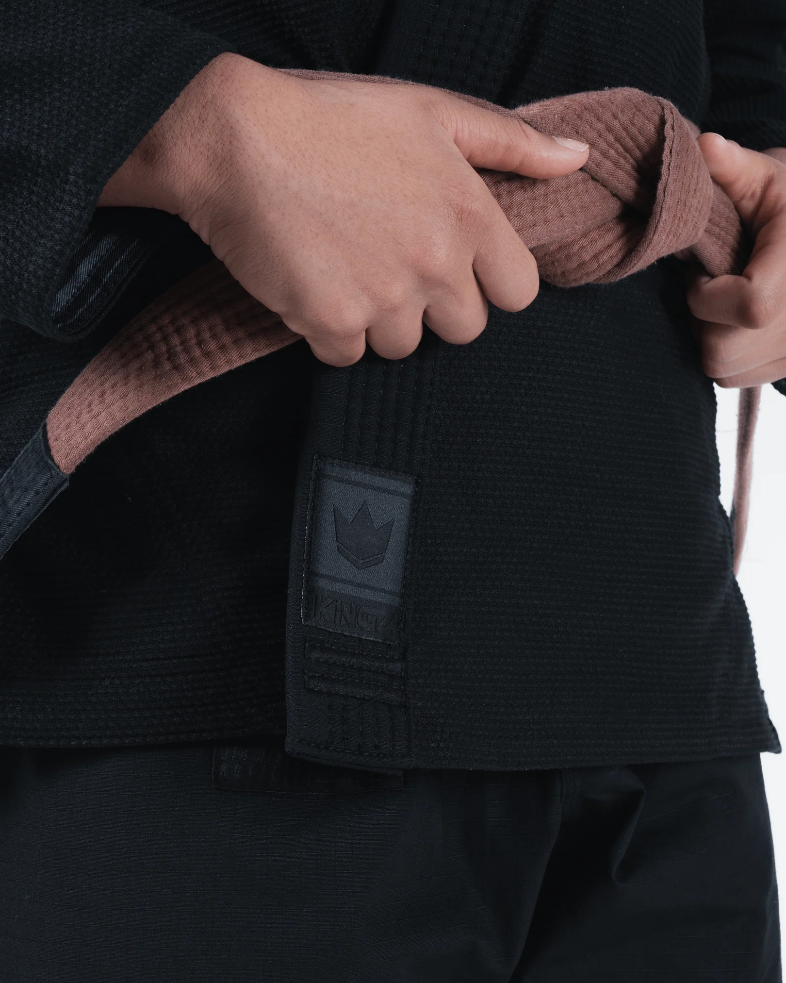 Kingz Ultralight 2.0 Women's BJJ Gi - Black Out Limited Edition - Image 10