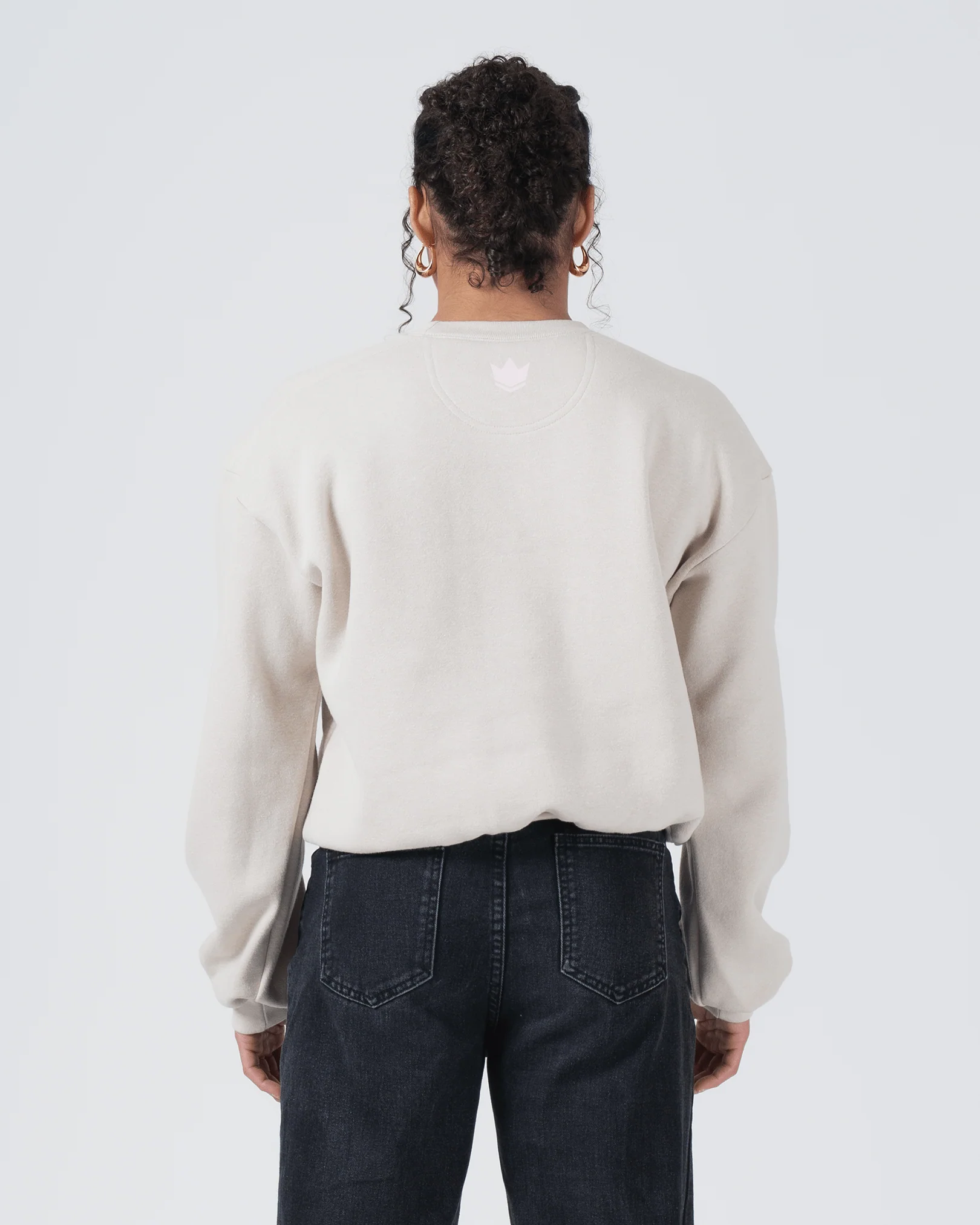 Kingz Script Women's Crewneck - Image 4